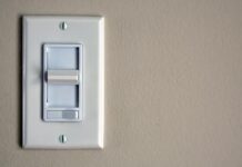 Як встановити та використовувати диммер для покращення освітлення в будинку