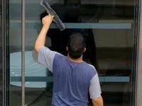 Самостійне тонування вікон у будинку: вартість, інструменти та посібник з нанесення